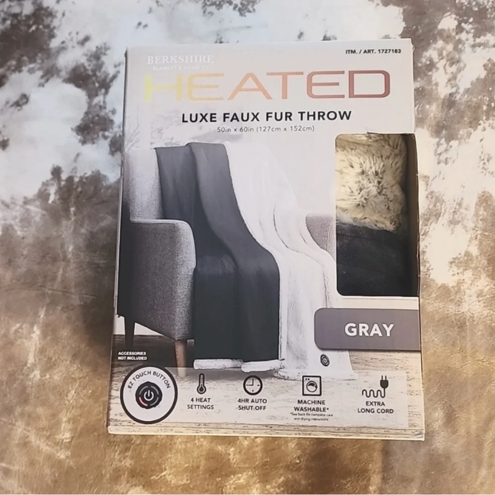 BERKSHIRE Heated Luxe Faux Fur Throw. Size: 50"x60" NWOT Final Sale - Picture 2 of 8